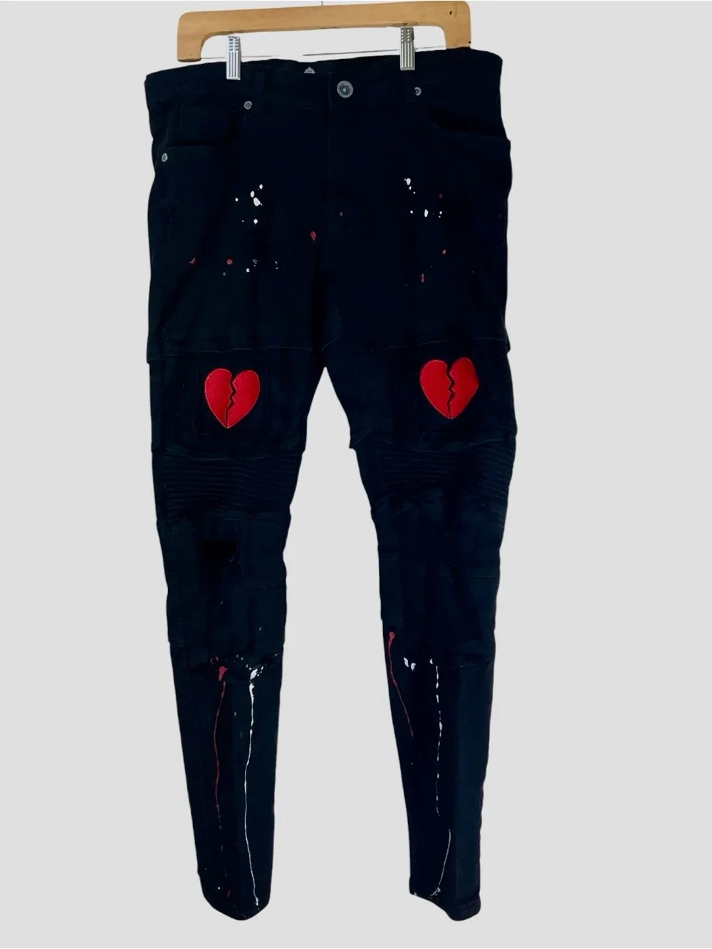 Focus Men’s 34x30 Moto Skinny Jeans Broken Heart Paint Splatter Distressed Black